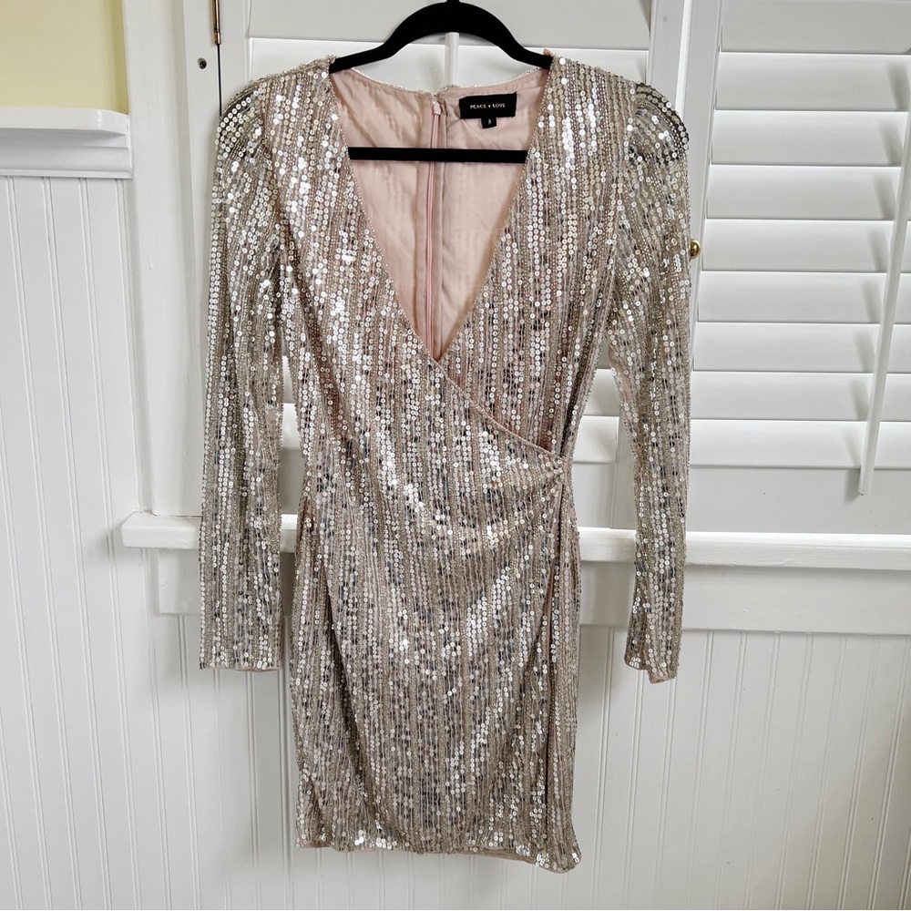 Peace + Love Champagne & Silver Sequin Long Sleeve Wrap Mini Dress US Size 4